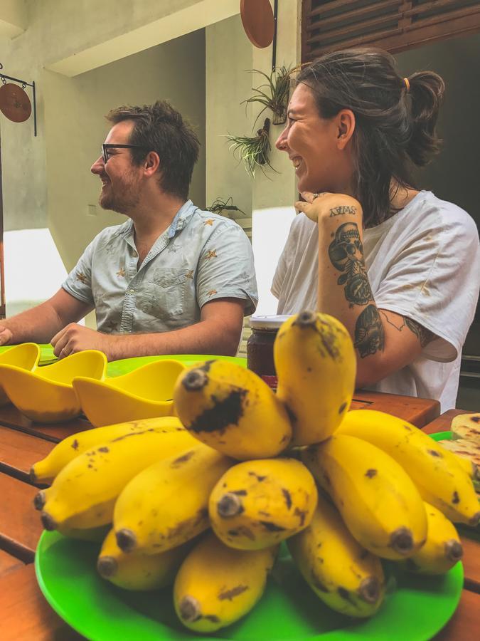 Bed & Bicycle Hostel Dehiwala-Mount Lavinia Екстериор снимка