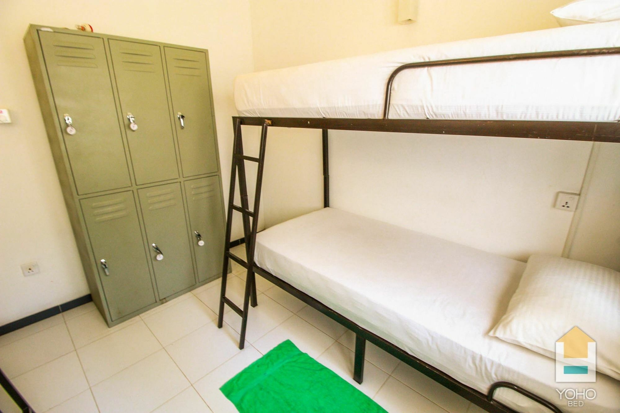 Bed & Bicycle Hostel Dehiwala-Mount Lavinia Екстериор снимка